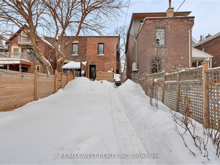 193 Wright Ave
