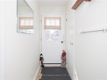 16 Parkside Dr